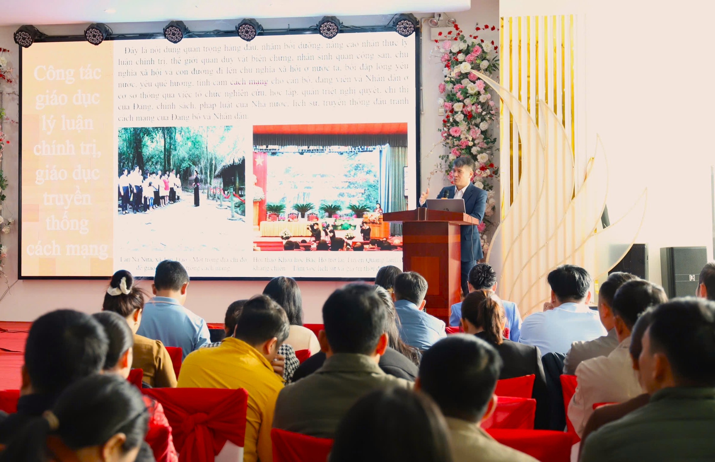 Hội nghị tập huấn bồi dưỡng kỹ năng nghiệp vụ chuyên sâu về công tác tuyên giáo, dân vận và chuyển đổi số năm 2025