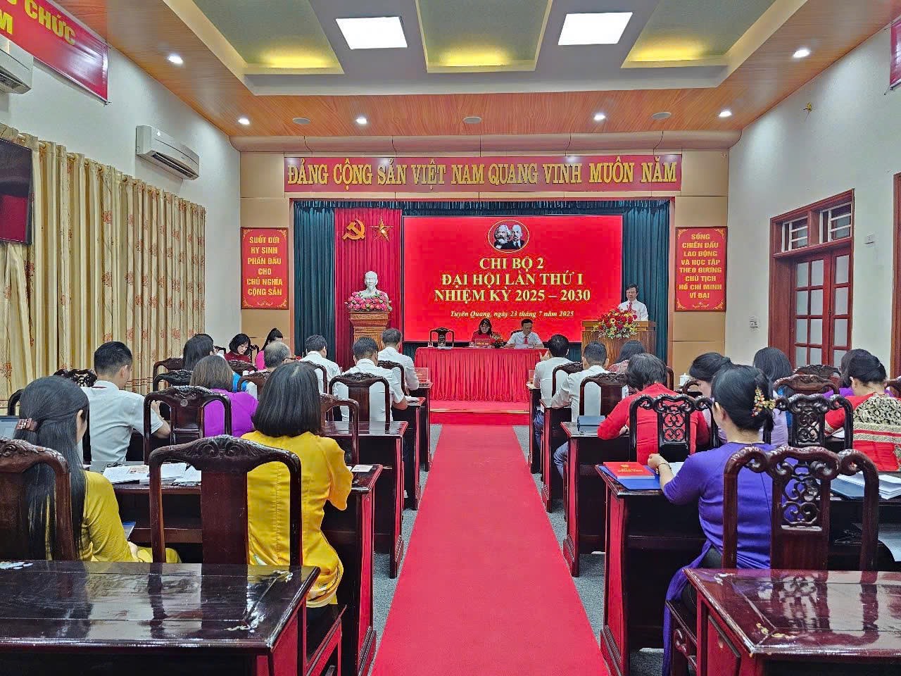 Chi bộ 2, Đảng bộ Ban Tuyên giáo và Dân vận Tỉnh ủy Tuyên Quang:  Tổ chức thành công Đại hội lần thứ I, nhiệm kỳ 2025 - 2030