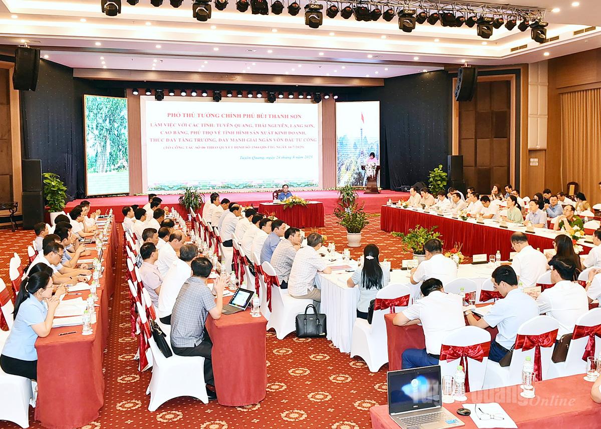 Phó Thủ tướng Bùi Thanh Sơn làm việc với 5 tỉnh phía Bắc về tăng trưởng, giải ngân vốn đầu tư công và mô hình chính quyền 2 cấp